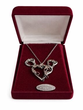 Vintage Sterling Silver Filigree Heart Necklace Rhinestone Pendant Set